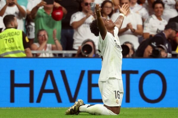 Berikut adalah beberapa alternatif judul untuk artikel tersebut:

1. "Endrick Cemas Tak Terpilih Timnas Brazil: Jarang Bermain di Madrid Jadi Faktor?"
2. "Kekhawatiran Endrick: Peluangnya di Timnas Brazil Terancam Karena Minim Jam Terbang di Madrid"
3. "Endrick Khawatir Tak Dipanggil Brazil: Jarang Bermain di Madrid Menjadi Permasalahan?"
4. "Minim Penampilan di Madrid, Endrick Takut Kehilangan Tempat di Timnas Brazil"
5. "Endrick Terjebak di Bangku Cadangan Madrid, Kekhawatiran Tak Dipanggil Timnas Brazil Menghantuinya