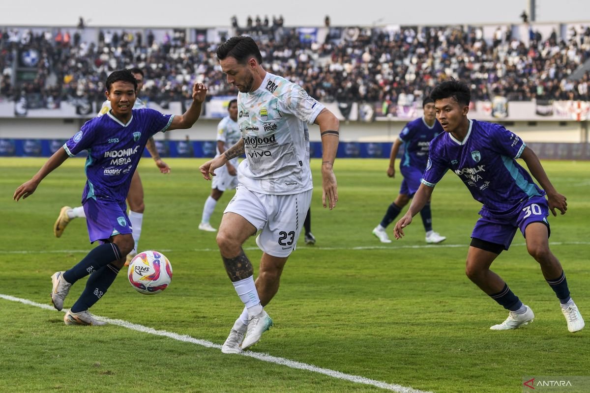 Analisis: Lefundes Nilai Persita Tangerang Berhak Menang Melawan Persib